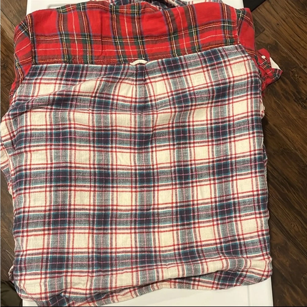 American Eagle Red & White Pattern Flannel Button… - image 3
